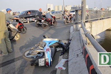 Hiểm hoạ khi lan can cầu quá thấp