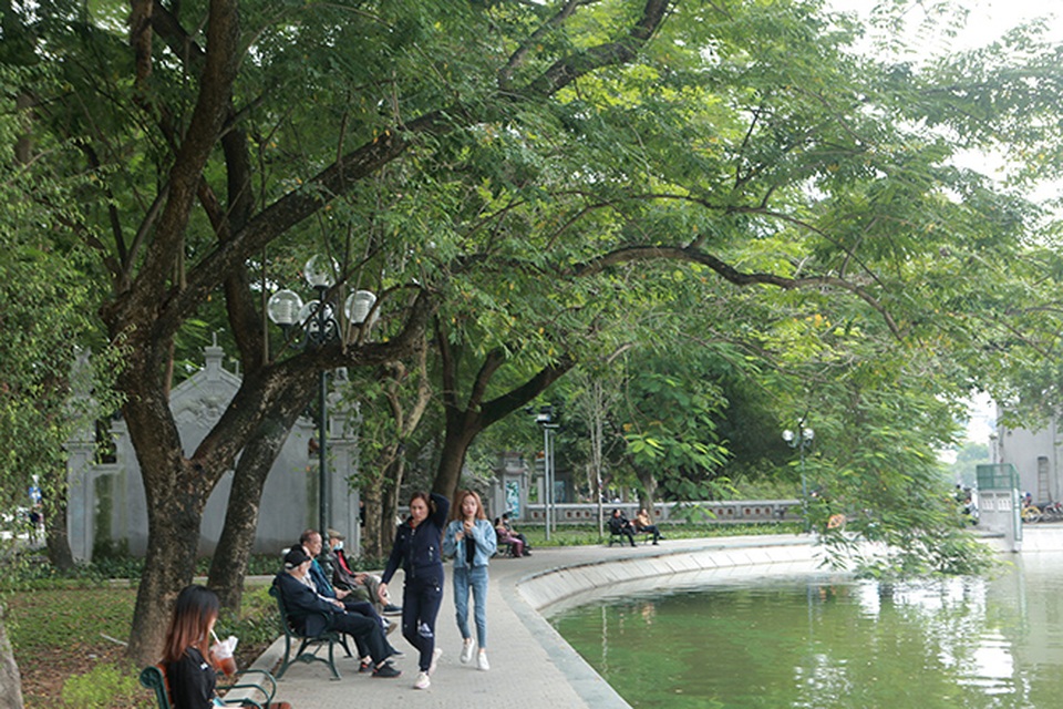 Hà Nội: Những “khối vàng lộ thiên” ven Hồ Gươm - 10 Hà Nội: Những “khối vàng lộ thiên” ven Hồ Gươm - 10