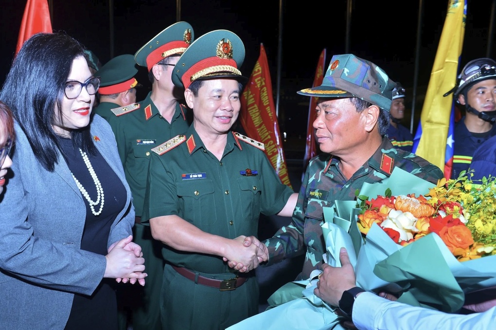 Đoàn cứu hộ, cứu nạn Việt Nam về nước, hoàn thành nhiệm vụ tại Venezuela - 1