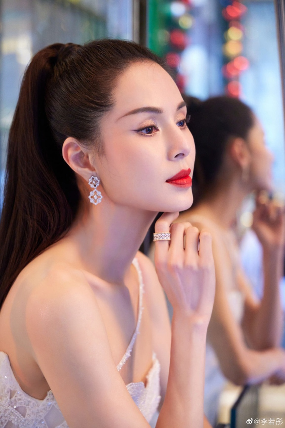 Điểm chung của hai tuyệt sắc giai nhân Hồng Kông từng khiến đàn ông mê đắm - 8 Điểm chung của hai tuyệt sắc giai nhân Hồng Kông từng khiến đàn ông mê đắm - 8