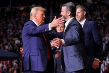 Con trai cả đứng sau nhiều quyết định quan trọng của ông Trump