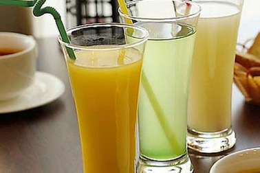 Những loại nước nên uống vào mùa hè