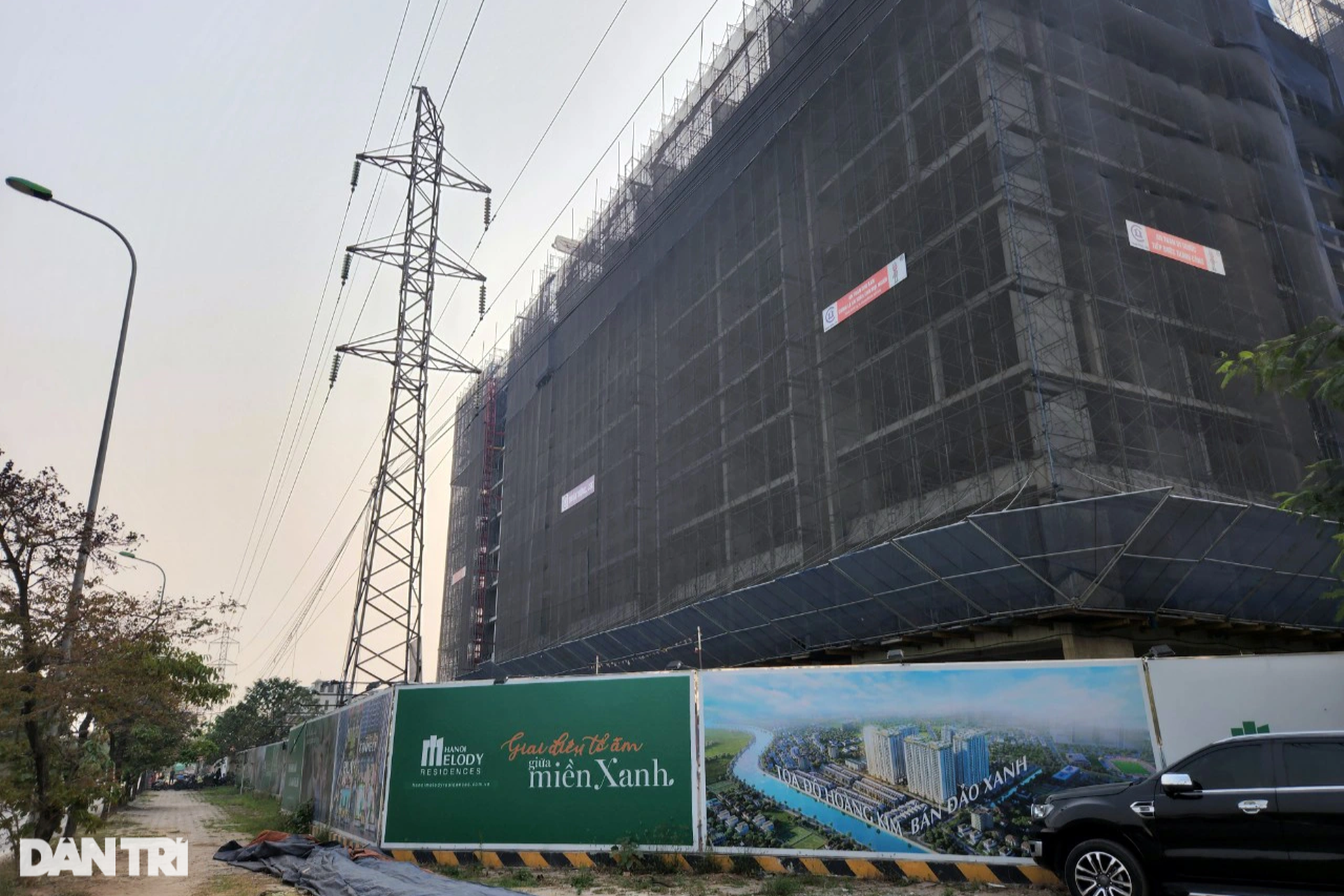 Cận cảnh công trường chung cư có chiết khấu, giảm tiền tỷ cho người giàu - 11 Cận cảnh công trường chung cư có chiết khấu, giảm tiền tỷ cho người giàu - 11