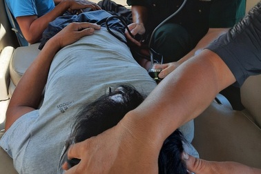 Ngư dân bị tai biến liệt nửa người trên biển được cứu sống