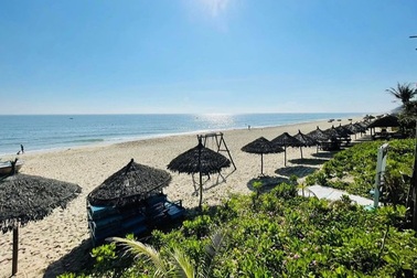 Hai bãi biển đẹp nhất châu Á ở Việt Nam