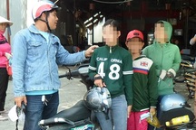 Nhóm phụ nữ chuyên lừa lấy trộm vé số sa lưới “hiệp sĩ”