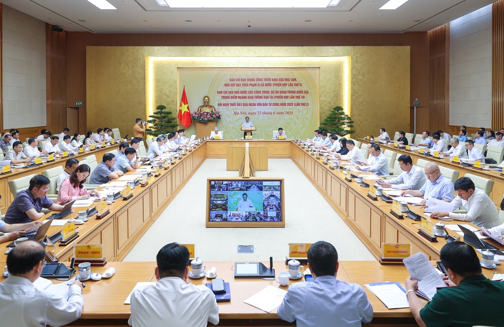 Thủ tướng phê bình nhiều bộ ngành, địa phương vì “chậm tiêu tiền” - 2 Thủ tướng phê bình nhiều bộ ngành, địa phương vì “chậm tiêu tiền” - 2