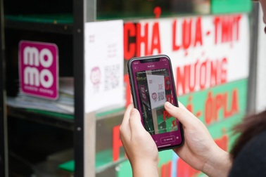 Mã QR MoMo giúp tiểu thương bắt nhịp xu hướng thanh toán không tiền mặt