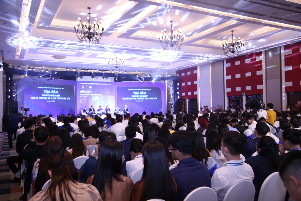 Phó Thủ tướng: Hạnh phúc không nhất thiết phải giàu, nhưng không nghèo được - 5 Phó Thủ tướng: Hạnh phúc không nhất thiết phải giàu, nhưng không nghèo được - 5