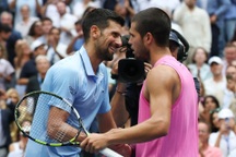 Djokovic, Alcaraz đồng loạt không tham dự vòng loại Davis Cup 2025