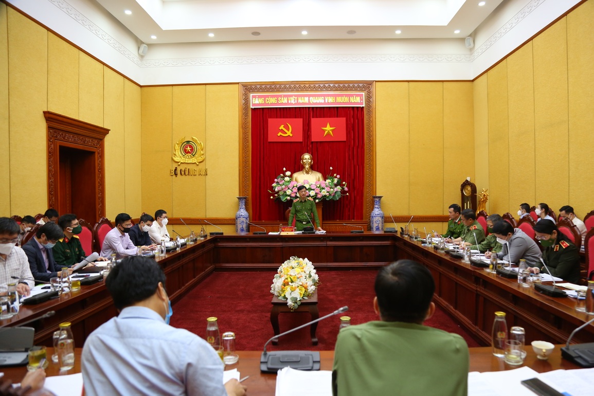 Bộ Công an lấy ý kiến dự thảo Nghị định về định danh và xác thực điện tử - 1 Bộ Công an lấy ý kiến dự thảo Nghị định về định danh và xác thực điện tử - 1