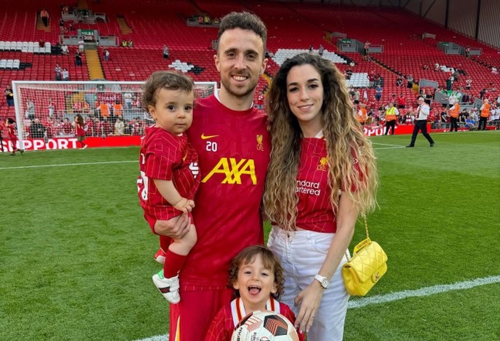 Diogo Jota để lại khối tài sản khổng lồ, Liverpool có động thái đặc biệt - 2 Diogo Jota để lại khối tài sản khổng lồ, Liverpool có động thái đặc biệt - 2