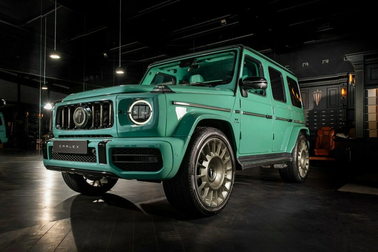 Chiêm ngưỡng chiếc Mercedes-AMG G 63 màu xanh mướt độc lạ