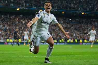 HLV Van Gaal phũ phàng với Chicharito