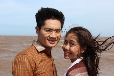 Minh Luân yêu “gái quê” Tường Vi trong “Chạy trốn tình yêu”