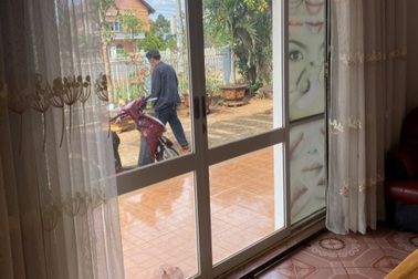 Tên trộm điện thoại ra đầu thú vì... không mở được khóa iPhone