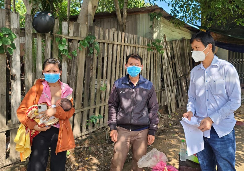 Cuộc chạy dịch của bé 7 ngày tuổi và hành trình trở về giữa yêu thương - 5 Cuộc chạy dịch của bé 7 ngày tuổi và hành trình trở về giữa yêu thương - 5