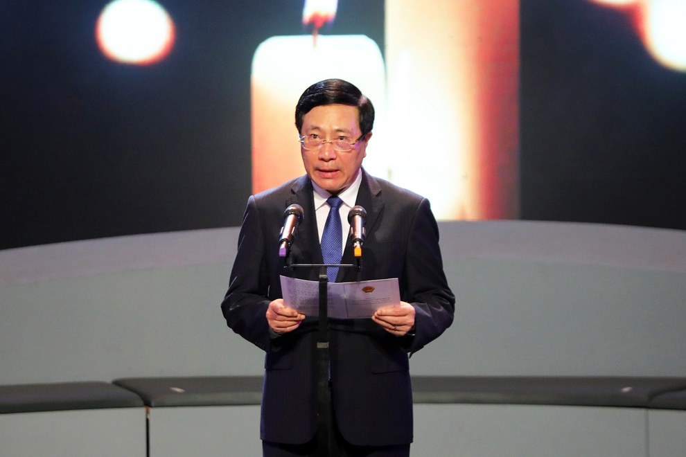 Tưởng nhớ nạn nhân tử vong vì tai nạn giao thông: Vì người ở lại! - 1 Tưởng nhớ nạn nhân tử vong vì tai nạn giao thông: Vì người ở lại! - 1