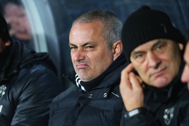 Mourinho quyết không nhận thất bại trước Hull City
