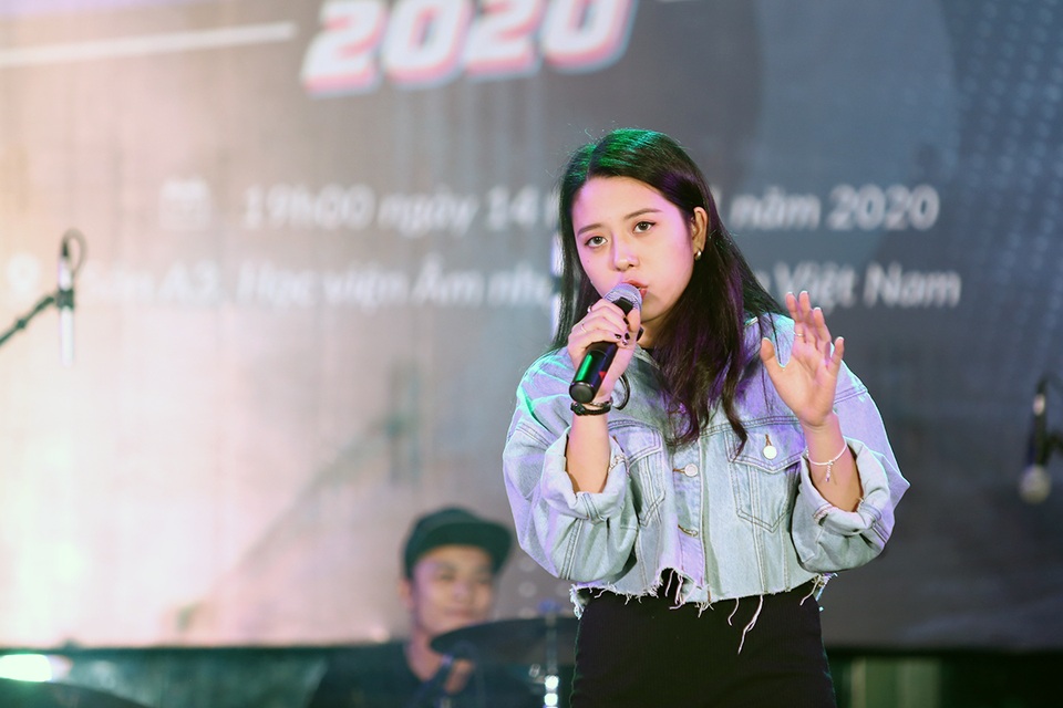 Dàn “cực phẩm” Nhạc viện hội tụ trong chương trình chào khóa mới - 11 Dàn “cực phẩm” Nhạc viện hội tụ trong chương trình chào khóa mới - 11