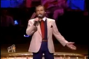 Lee Greenwood - God Bless the USA (năm 1985)