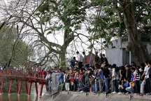 Video: Cụ Rùa nổi trong buổi diễn tập vây bắt