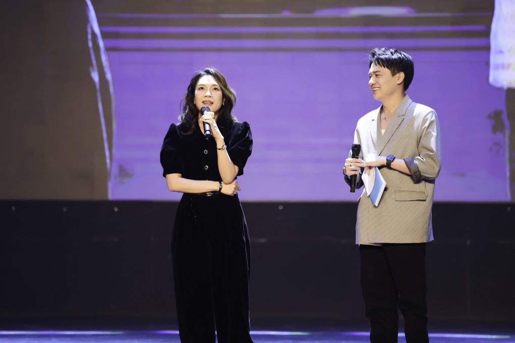 Mỹ Tâm xúc động tưởng nhớ cựu thành viên Ve Sầu khi đón sinh nhật cùng fan - 8 Mỹ Tâm xúc động tưởng nhớ cựu thành viên Ve Sầu khi đón sinh nhật cùng fan - 8