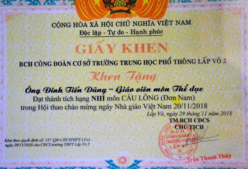 Bệnh tật dồn dập, thầy giáo nghèo nghẹn ngào mong các nhà hảo tâm cứu mạng - 3 Bệnh tật dồn dập, thầy giáo nghèo nghẹn ngào mong các nhà hảo tâm cứu mạng - 3