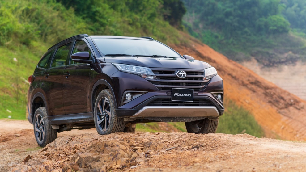 Những mẫu xe 7 chỗ có giá dưới 700 triệu đồng tại Việt Nam - 3 Những mẫu xe 7 chỗ có giá dưới 700 triệu đồng tại Việt Nam - 3