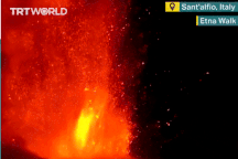 Núi lửa cao nhất châu Âu phun trào dung nham dữ dội