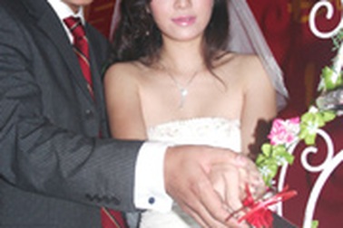 Chùm ảnh: MC Đan Lê rạng ngời ngày vu quy 