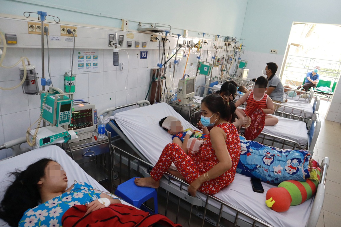 TPHCM phát hiện gần 4.500 bệnh nhân sốt xuất huyết, 2 ca tử vong - 1 TPHCM phát hiện gần 4.500 bệnh nhân sốt xuất huyết, 2 ca tử vong - 1