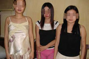 Có bầu 7 tháng vẫn chơi... thuốc “lắc”