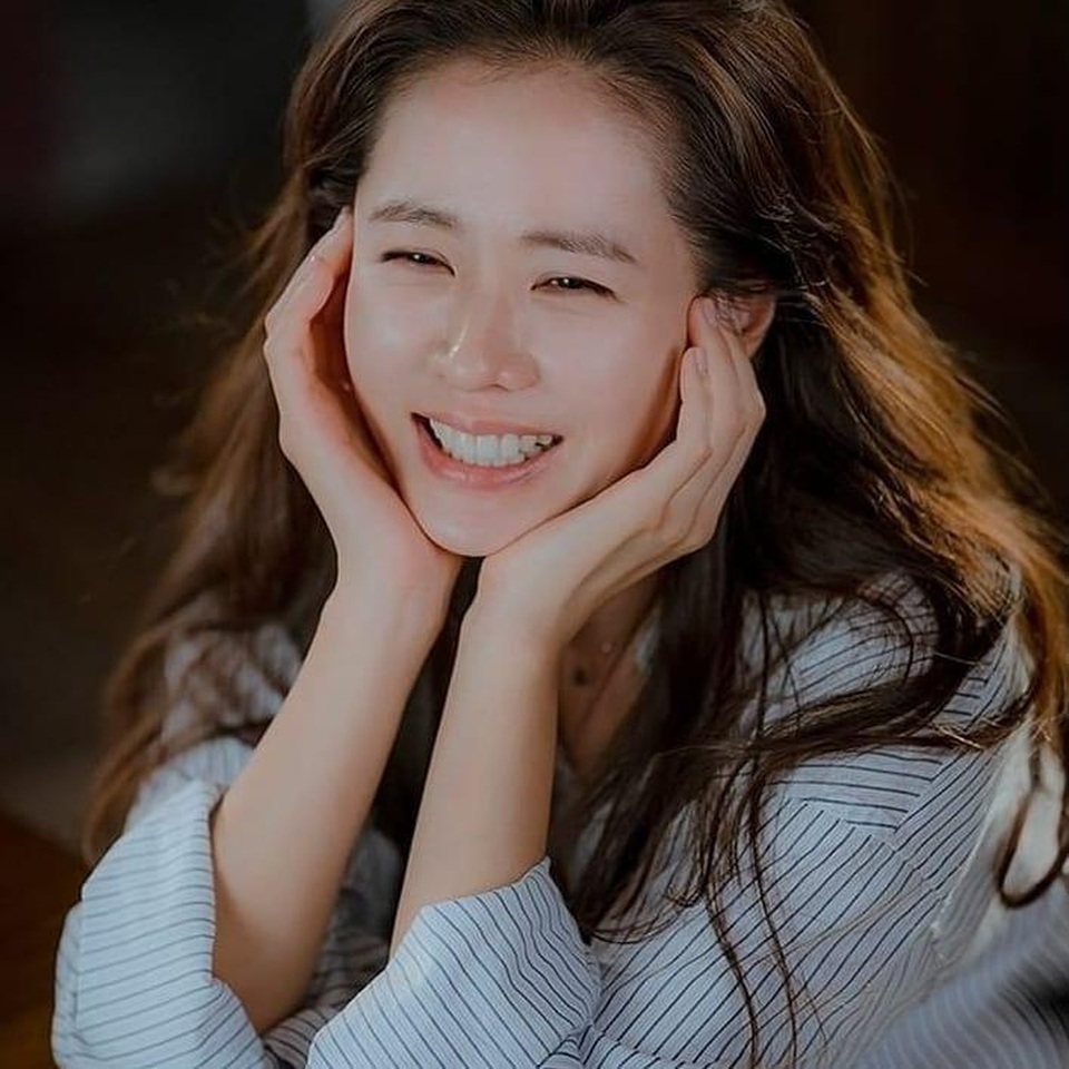 Chị đẹp Son Ye Jin nói gì khi được kết đôi lần hai với trai đẹp Hyun Bin? - 4 Chị đẹp Son Ye Jin nói gì khi được kết đôi lần hai với trai đẹp Hyun Bin? - 4