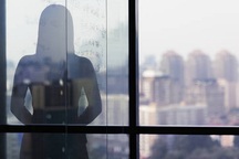 Sững sờ khi được mẹ chồng gọi đi đánh ghen