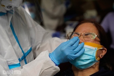 Long An: F2 ca bệnh ở TPHCM dương tính với SARS-CoV-2