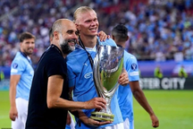 HLV Pep Guardiola tiết lộ điều bất ngờ sau khi giành Siêu cúp châu Âu