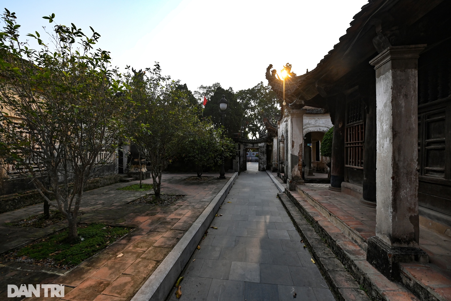 Chiêm ngưỡng vẻ đẹp cổ kính tại ngôi đình gần 400 tuổi nơi đất Tổ - 8