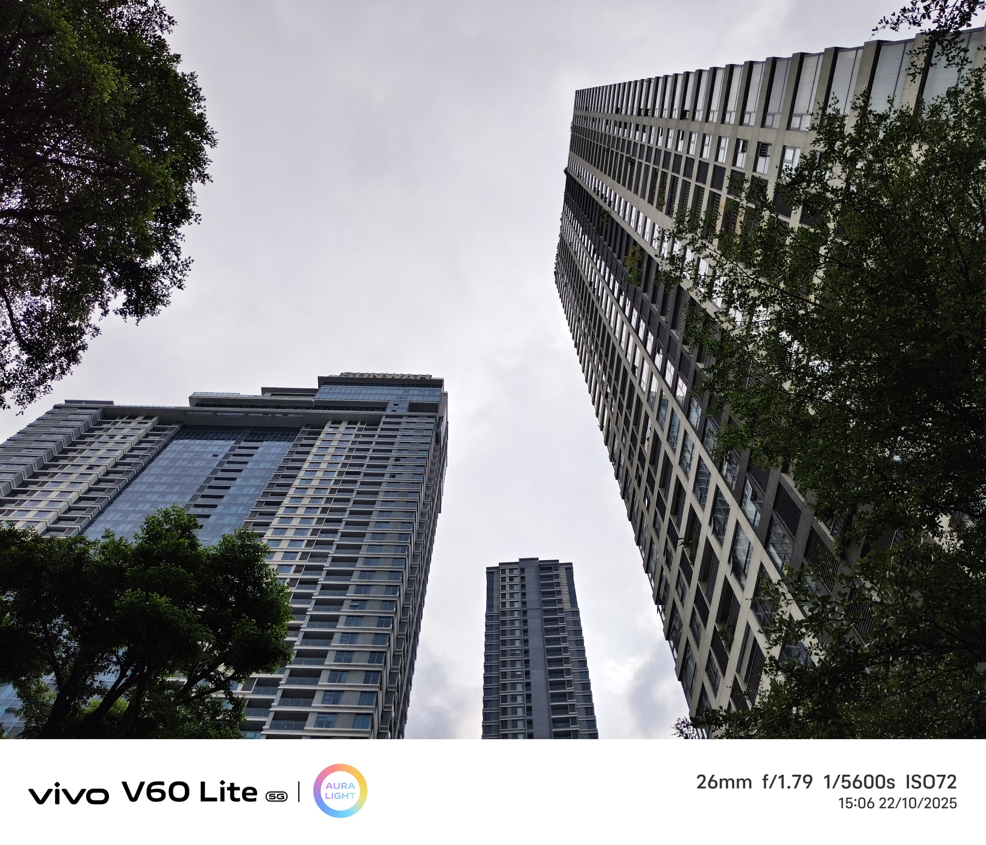 Đánh giá vivo V60 Lite 5G: Hiệu suất tốt, pin khỏe, camera còn hạn chế - 16 Đánh giá vivo V60 Lite 5G: Hiệu suất tốt, pin khỏe, camera còn hạn chế - 16