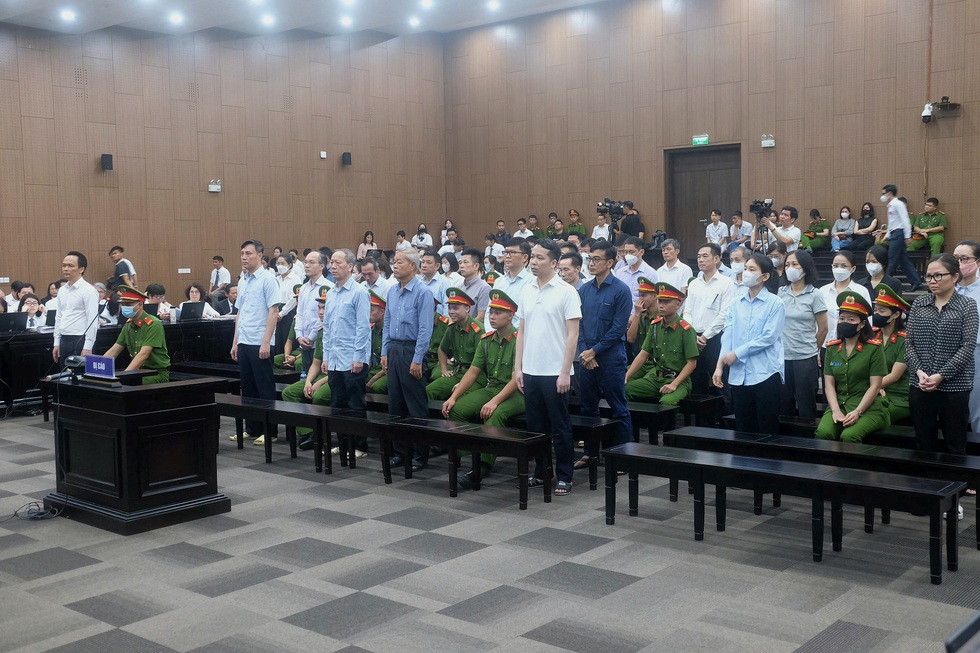 Trịnh Văn Quyết đã "đạo diễn" phi vụ lừa 30.403 nhà đầu tư ra sao?