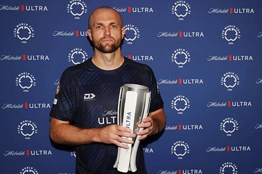 Cầu thủ kiêm giáo viên thể dục làm điều không tưởng tại FIFA Club World Cup