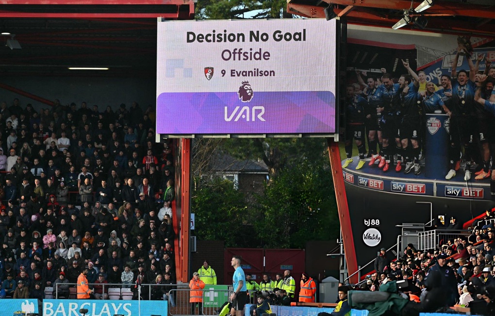 Chelsea ស្មើជាមួយ Bournemouth បន្តចាញ់ក្នុងការប្រកួតជើងឯក - 2 Chelsea hòa Bournemouth, tiếp tục hụt hơi trong cuộc đua vô địch - 2