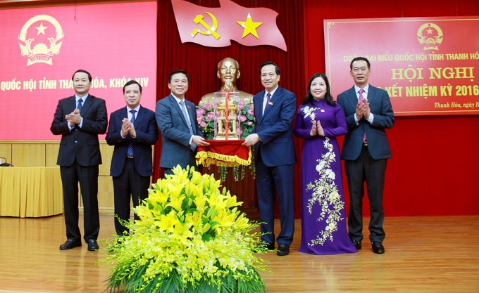 Đoàn ĐBQH tỉnh Thanh Hoá, khoá XIV: Một nhiệm kỳ đổi mới, sáng tạo và tâm huyết - Ảnh 3. Đoàn ĐBQH tỉnh Thanh Hoá, khoá XIV: Một nhiệm kỳ đổi mới, sáng tạo và tâm huyết - Ảnh 3.