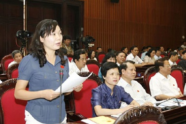 Nhà nước “đau đầu”, cán bộ “run tay” vì Luật bồi thường 