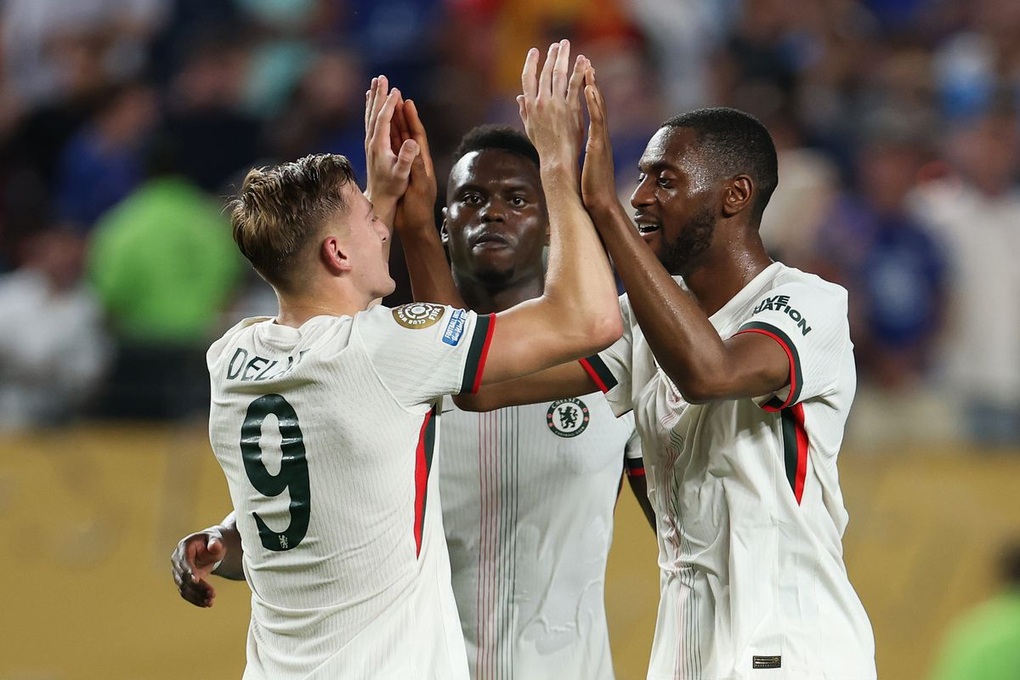 Xác định 4 cặp đấu đầu tiên ở vòng 1/8 FIFA Club World Cup - 2 Xác định 4 cặp đấu đầu tiên ở vòng 1/8 FIFA Club World Cup - 2