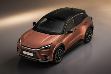 Tân binh Lexus LBX trình làng, xe sang phân khúc B-SUV với động cơ hybrid