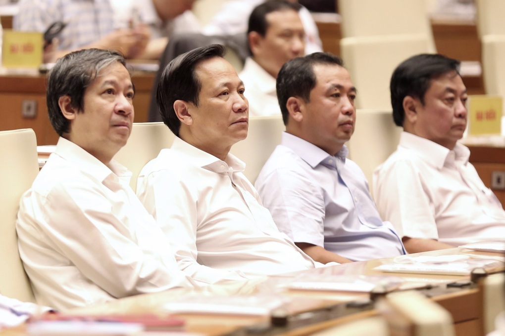 Hội nghị nghiên cứu, học tập, quán triệt Nghị quyết Trung ương 5, khóa XIII - 5 Hội nghị nghiên cứu, học tập, quán triệt Nghị quyết Trung ương 5, khóa XIII - 5
