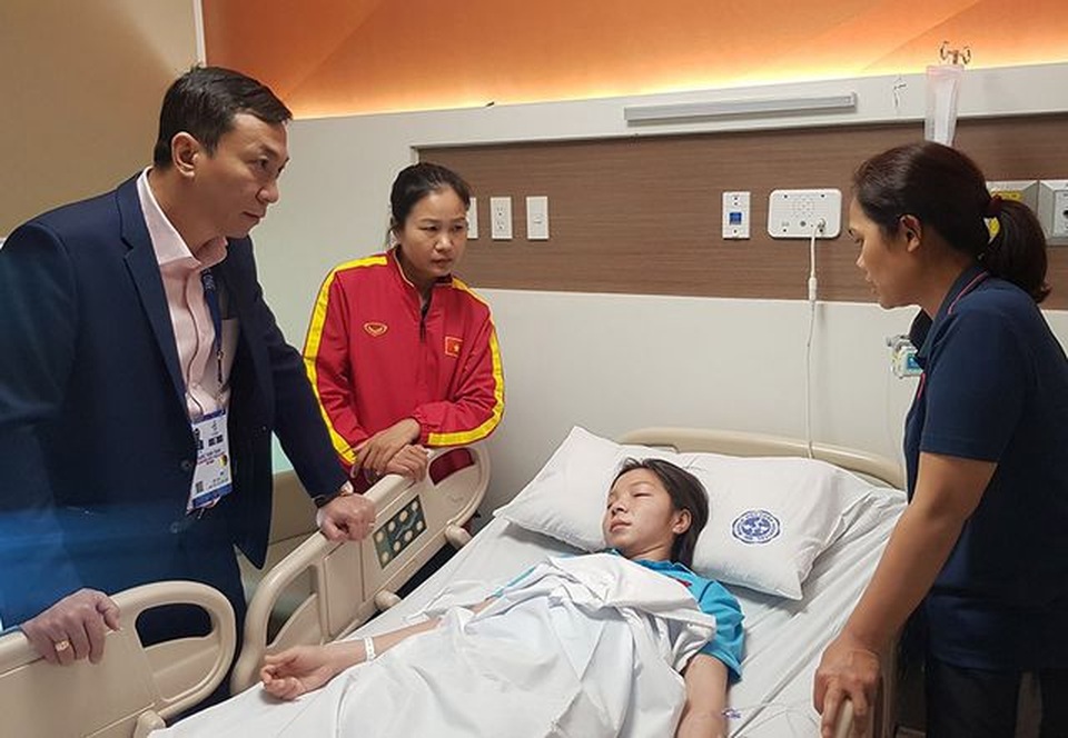 Nữ tuyển thủ kịp ra viện đi tiếp lửa U22 Việt Nam - 1 Nữ tuyển thủ kịp ra viện đi tiếp lửa U22 Việt Nam - 1