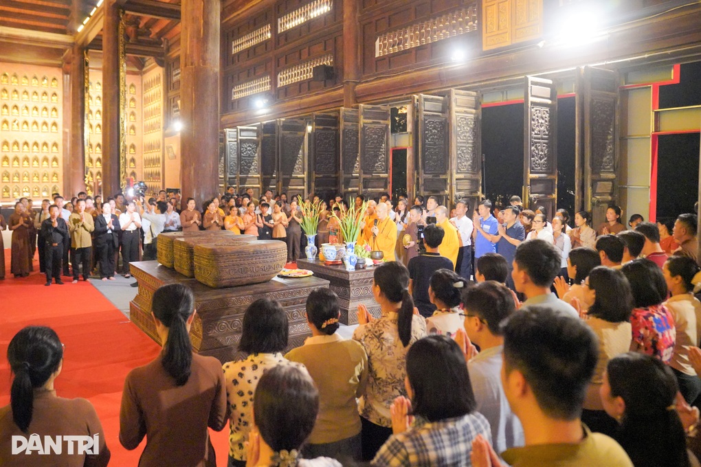 Bộ xương chiến binh 13.000 năm tuổi ở Ninh Bình giải mã điều gì? - 3 Bộ xương chiến binh 13.000 năm tuổi ở Ninh Bình giải mã điều gì? - 3