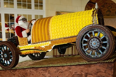 Chiếc xe đua Pierce-Arrow 1918 đặc biệt làm bằng bánh tráng miệng